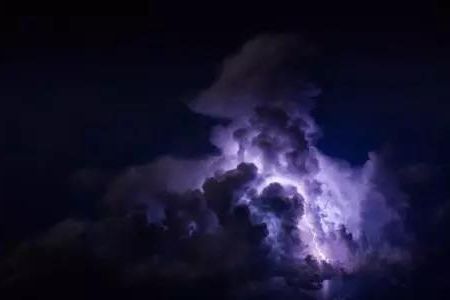 1383億！今年155只信用債違約，國(guó)企違約余額翻了三倍