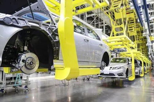 260億港元戰(zhàn)投里許家印的汽車(chē)生意圈