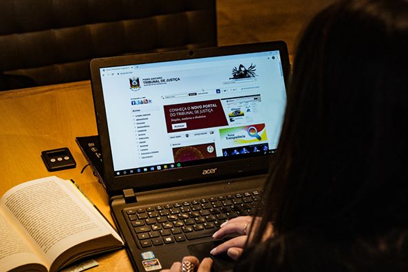 300億詐騙奇案！商界木蘭OR滔天巨騙？